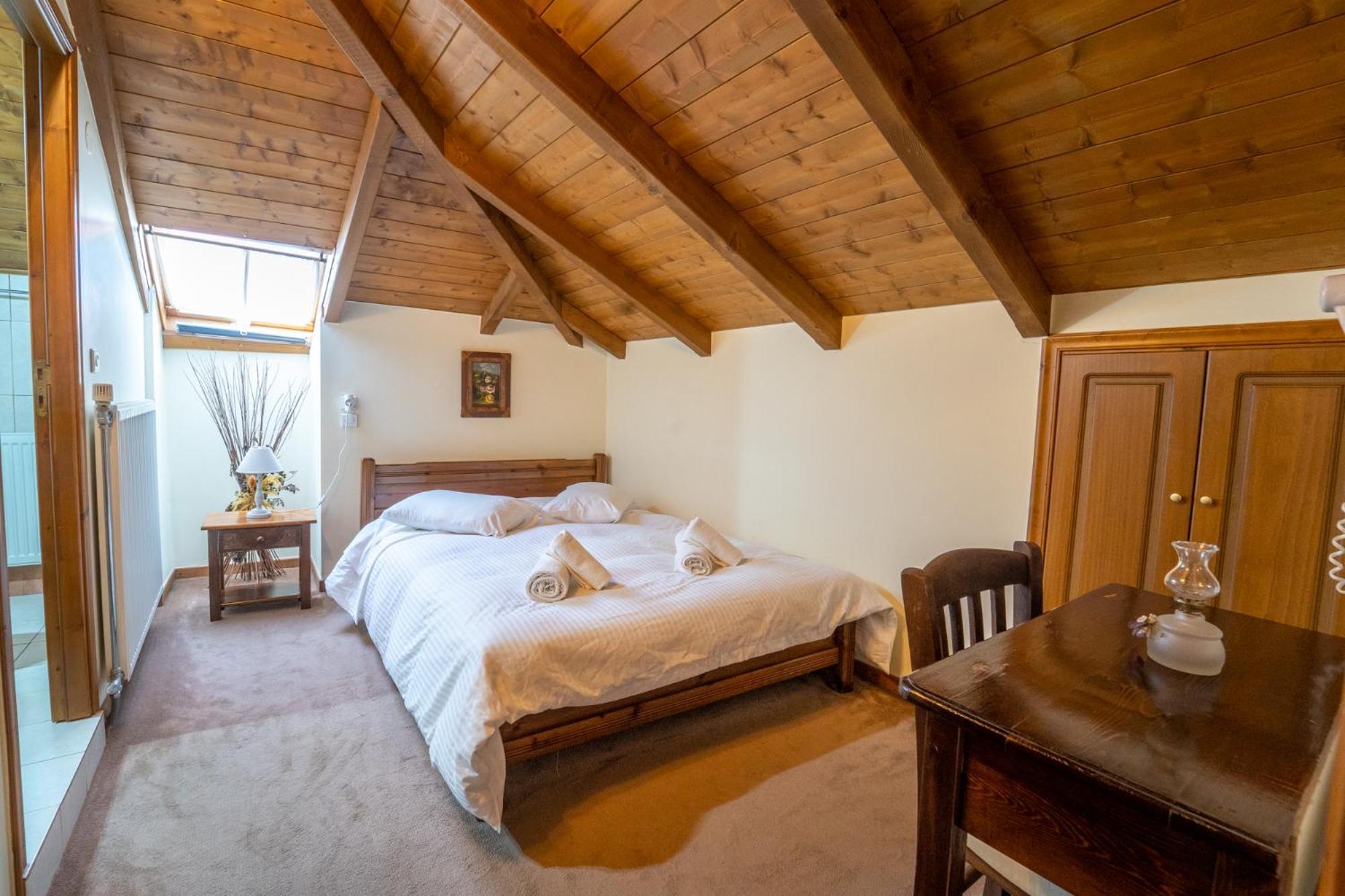 Semeli Guesthouse Карпенисион Экстерьер фото