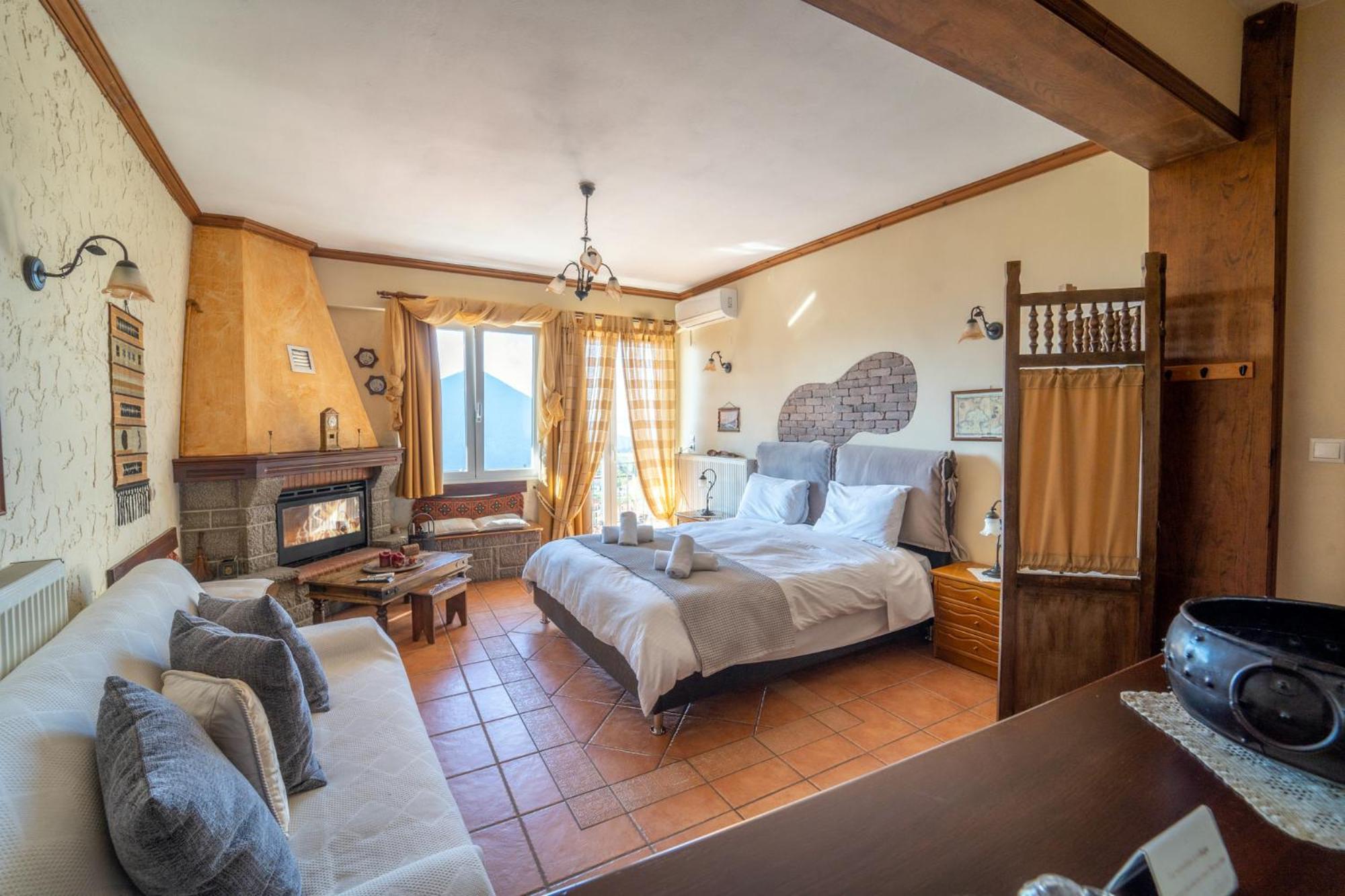 Semeli Guesthouse Карпенисион Экстерьер фото