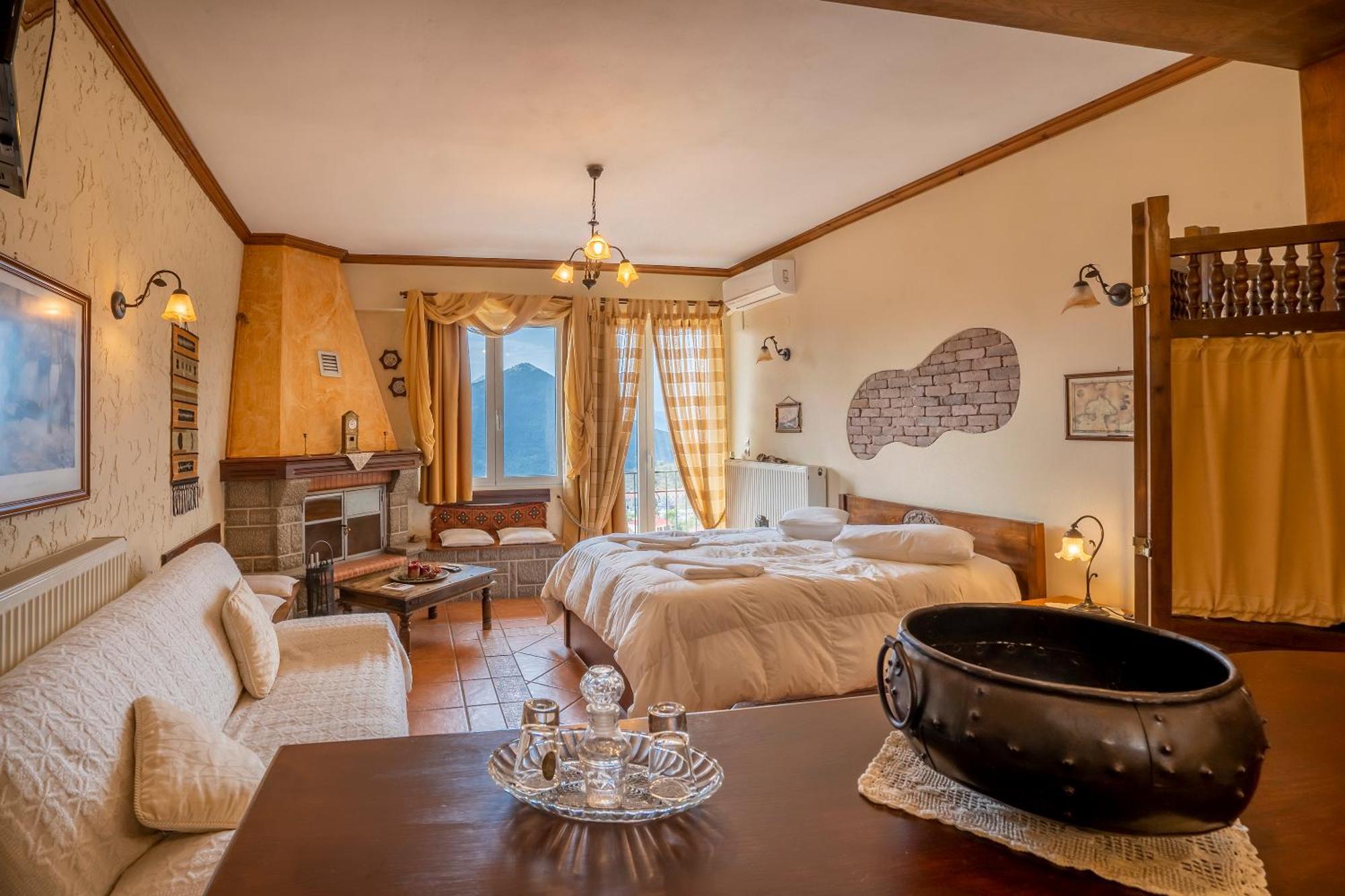 Semeli Guesthouse Карпенисион Экстерьер фото