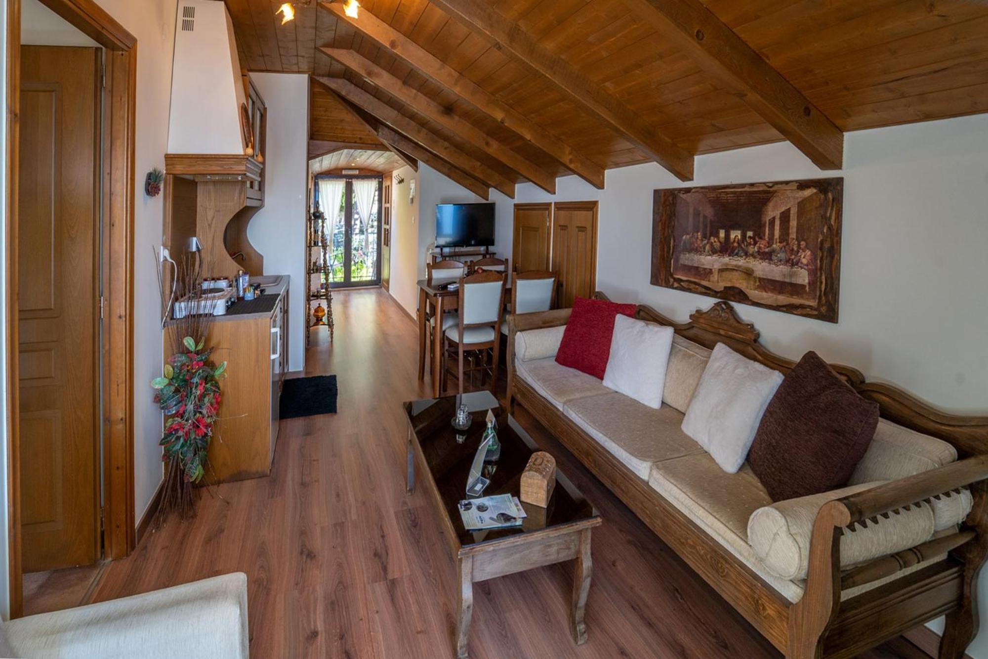 Semeli Guesthouse Карпенисион Экстерьер фото